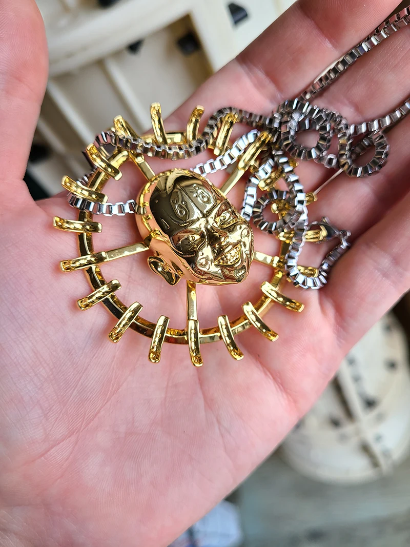 Pendant